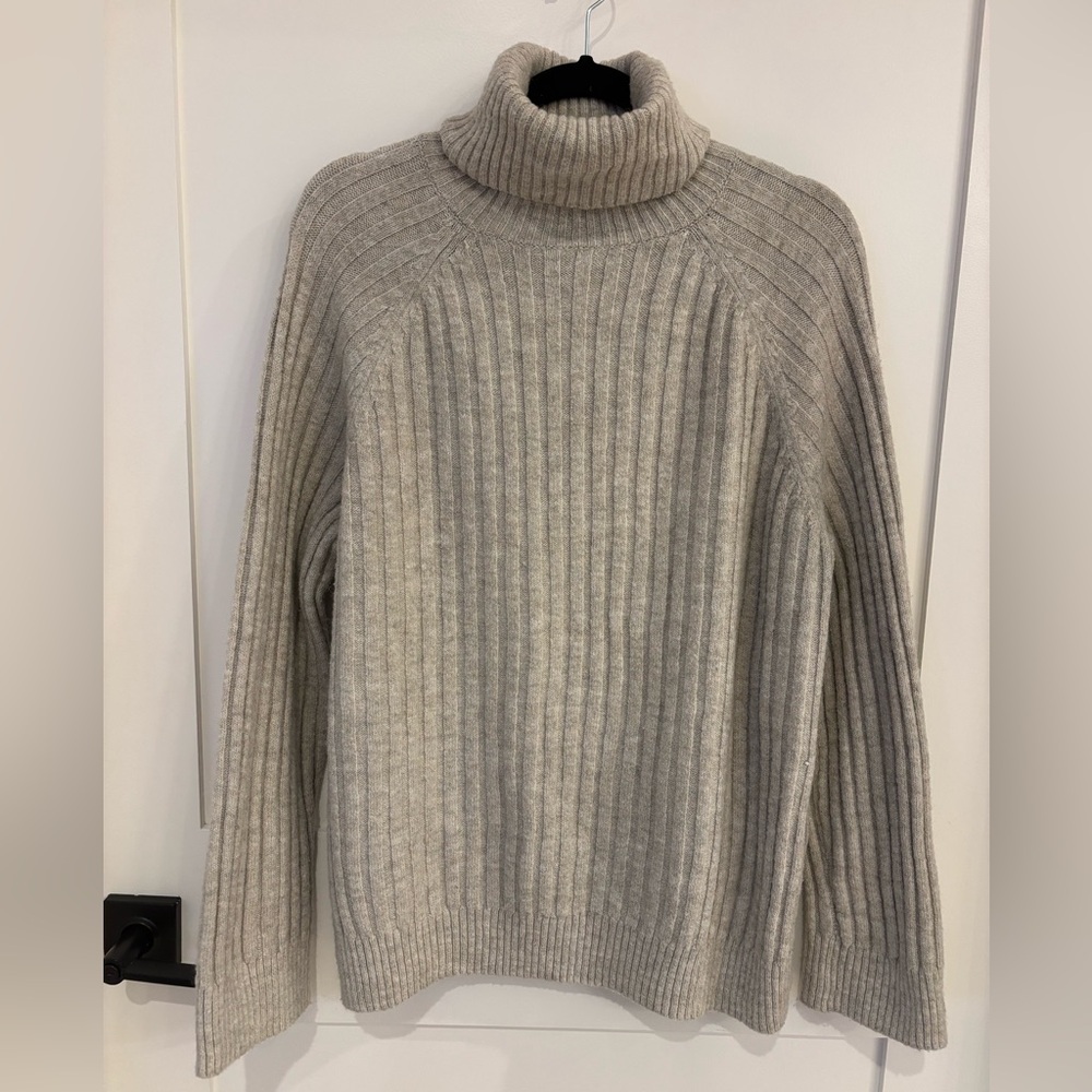 H&M Tan Turtleneck Sweater